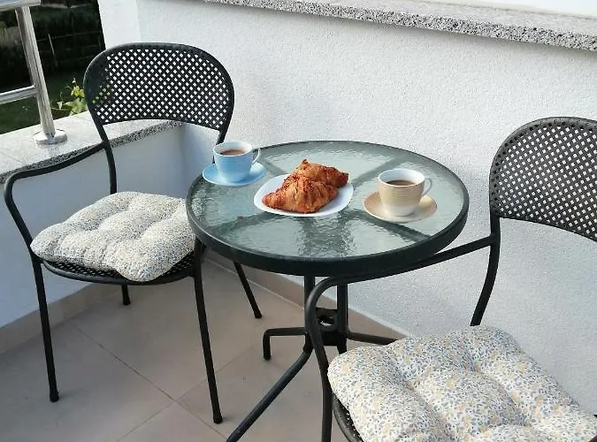 Daire Apartment Premantura *