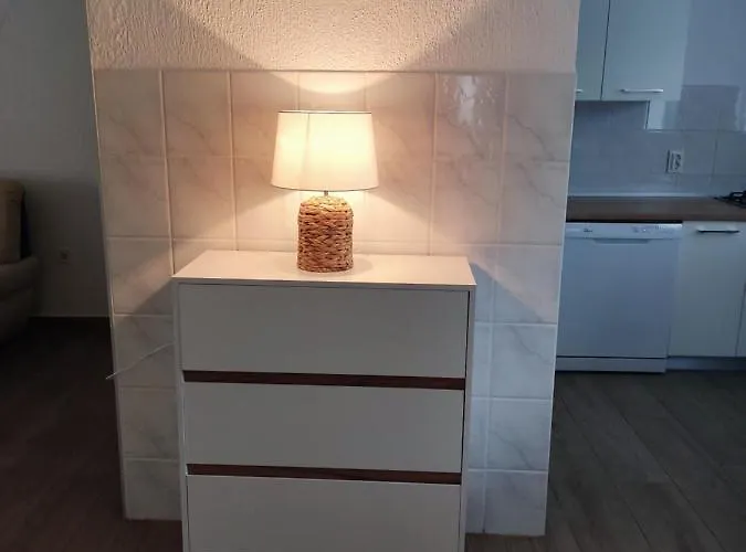 Apartment Premantura דירה פרמנטורה